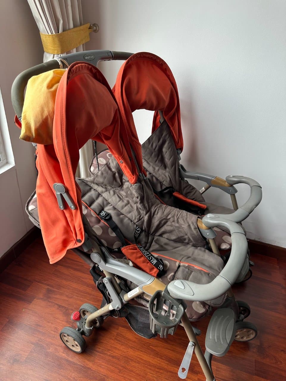 Coche Doble Masterkids Rojo - Buen Estado