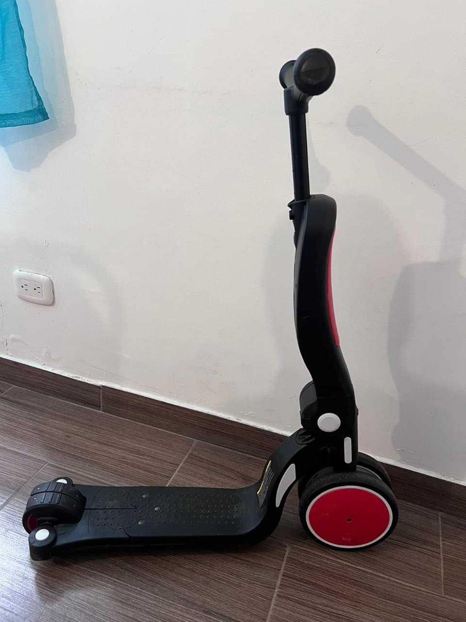 Patinete Scooter Infantil 3 en 1 Rojo y Negro